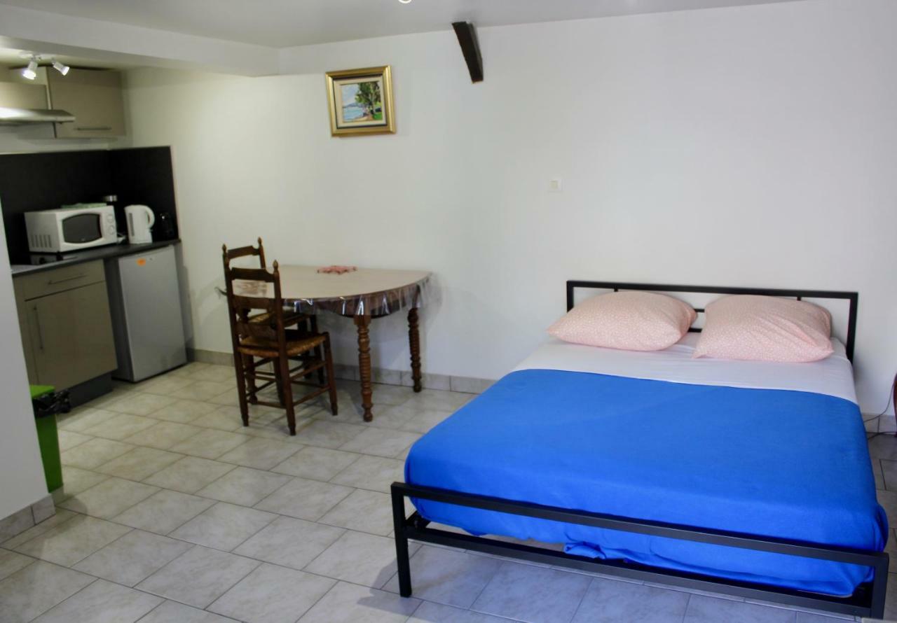 Les Oiseaux Apartment Руан Екстериор снимка